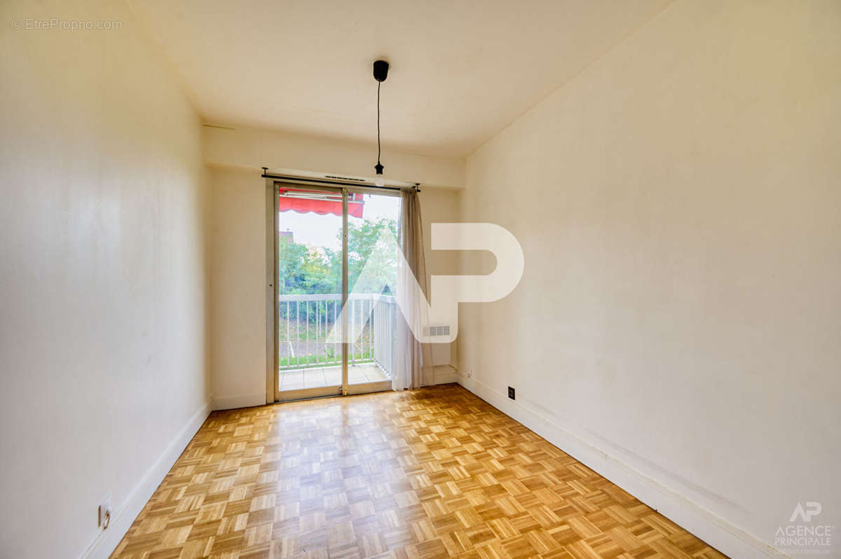 Appartement à RUEIL-MALMAISON