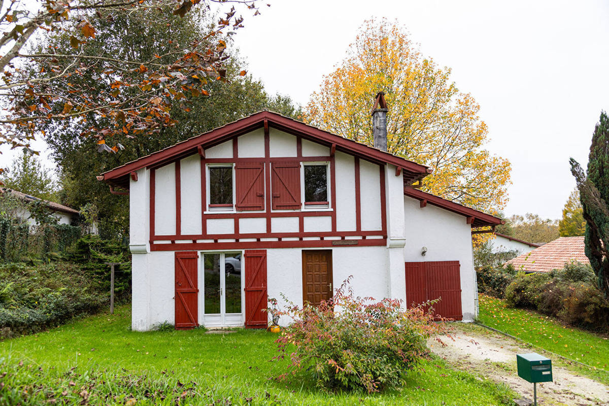 Maison à LA BASTIDE-CLAIRENCE