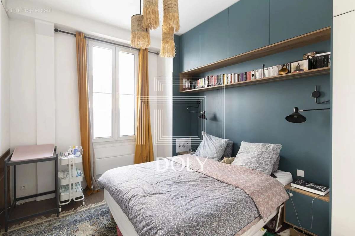 Appartement à NEUILLY-SUR-SEINE