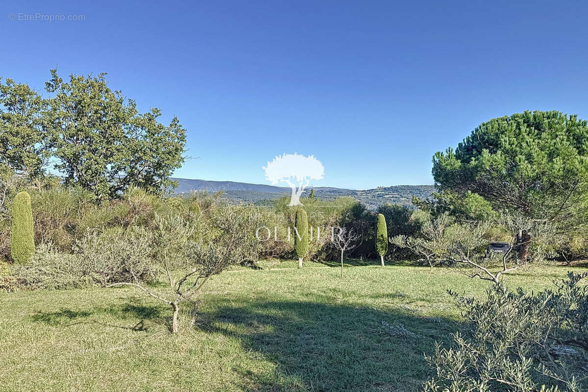 Maison à SAIGNON