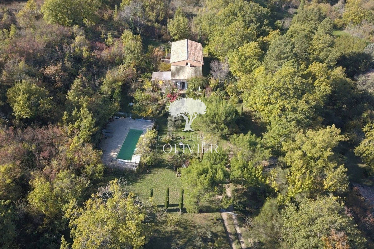 Maison à SAIGNON