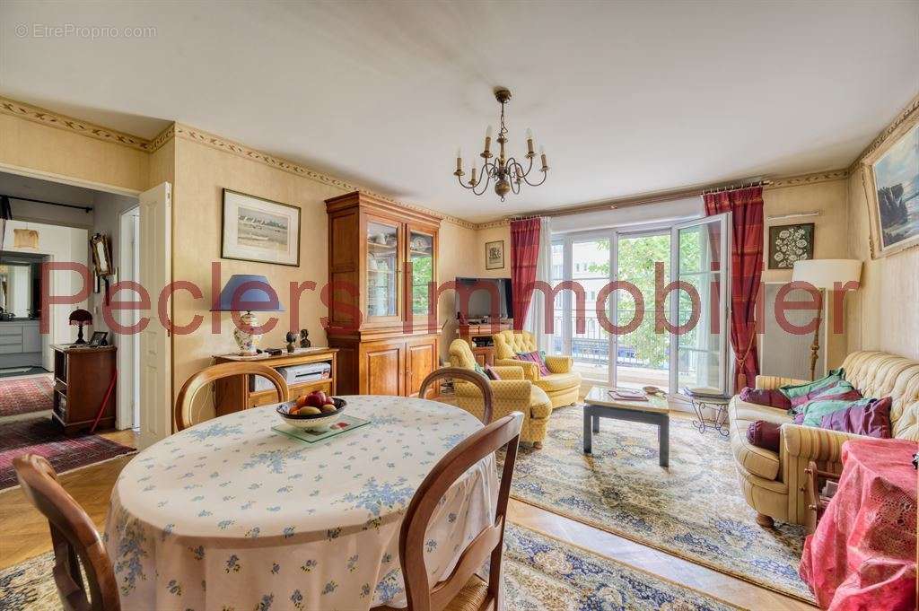 Appartement à RUEIL-MALMAISON