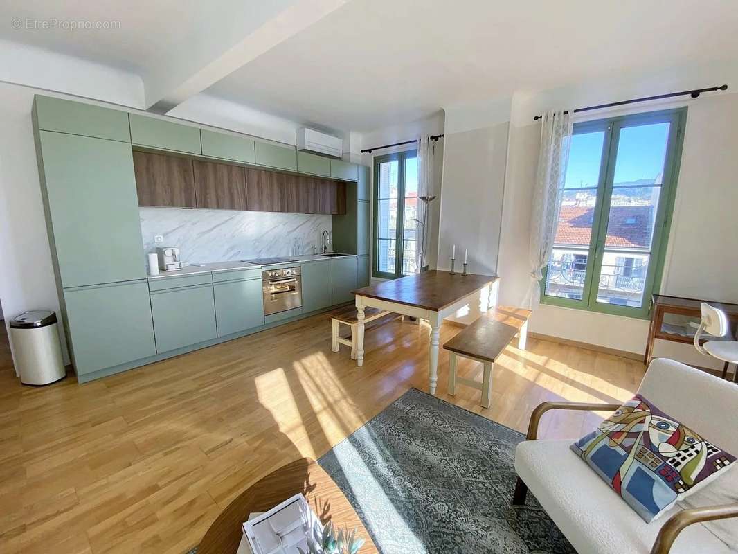 Appartement à NICE