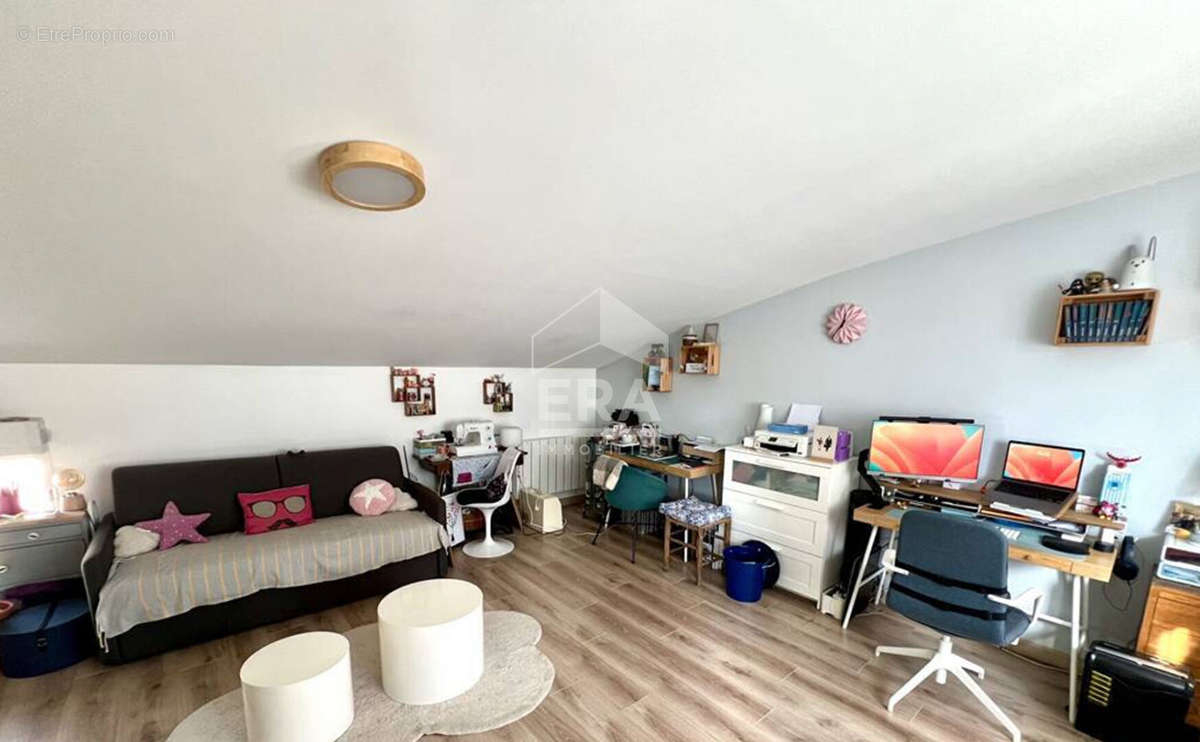 Appartement à NANTERRE