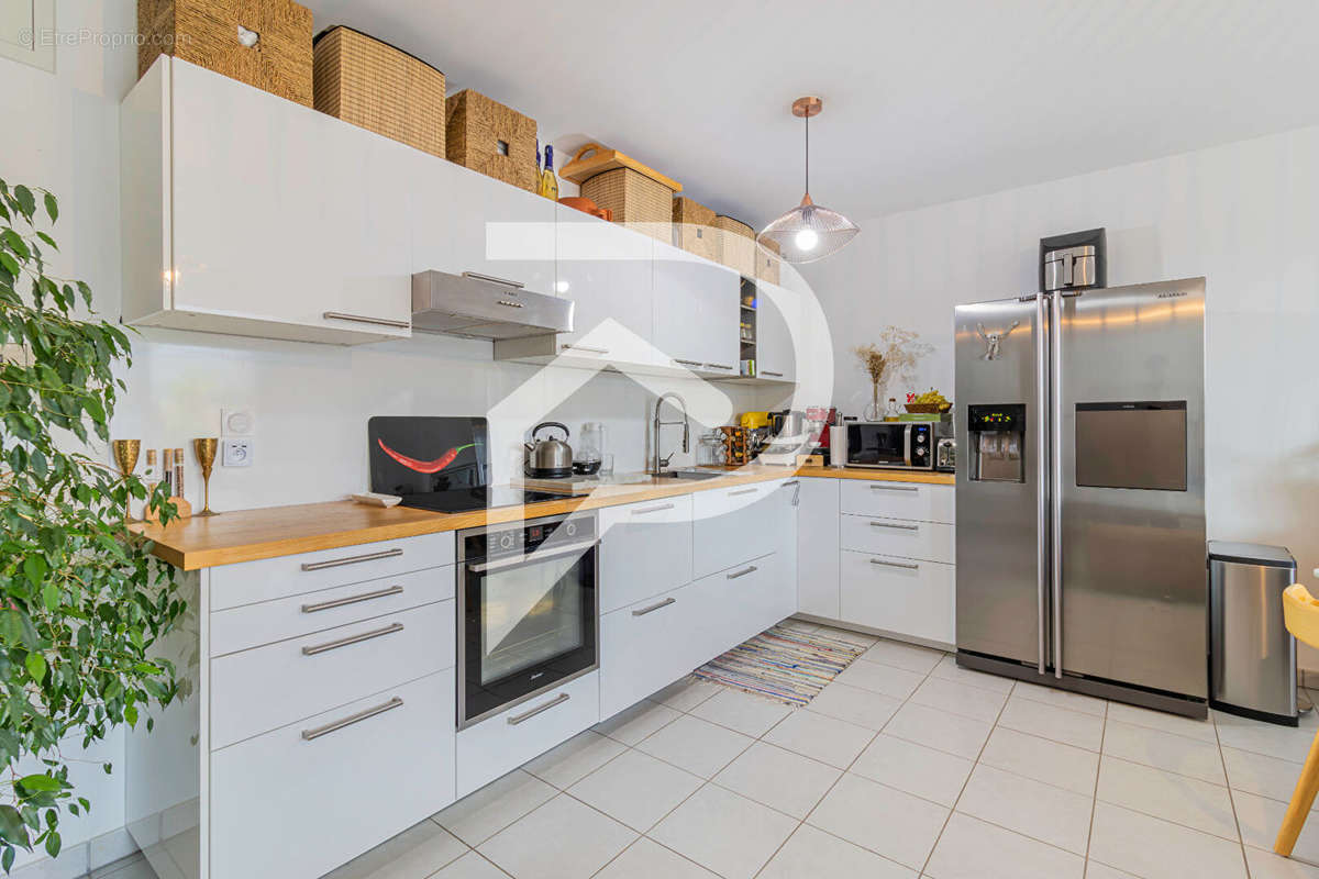 Appartement à MARSEILLE-9E