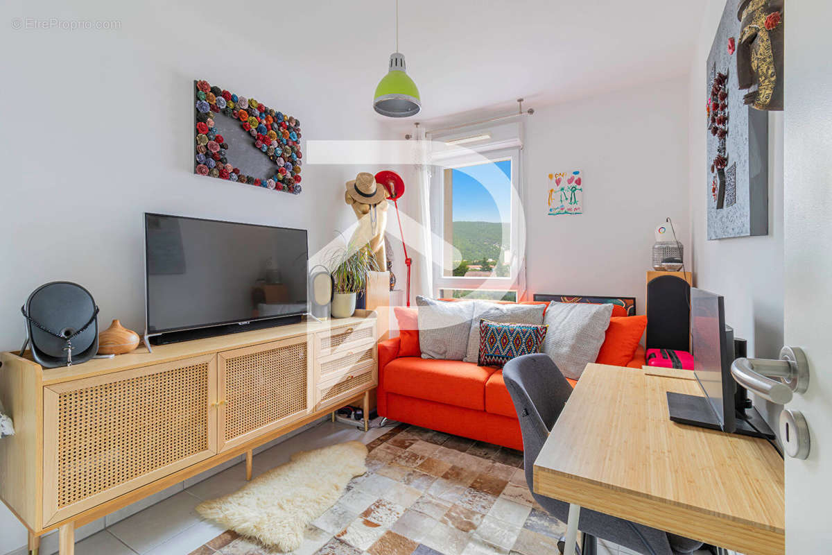 Appartement à MARSEILLE-9E