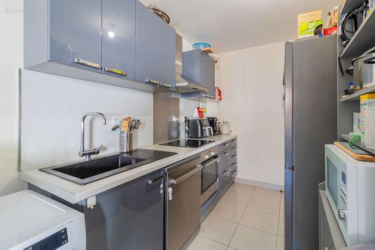 Appartement à MARSEILLE-2E