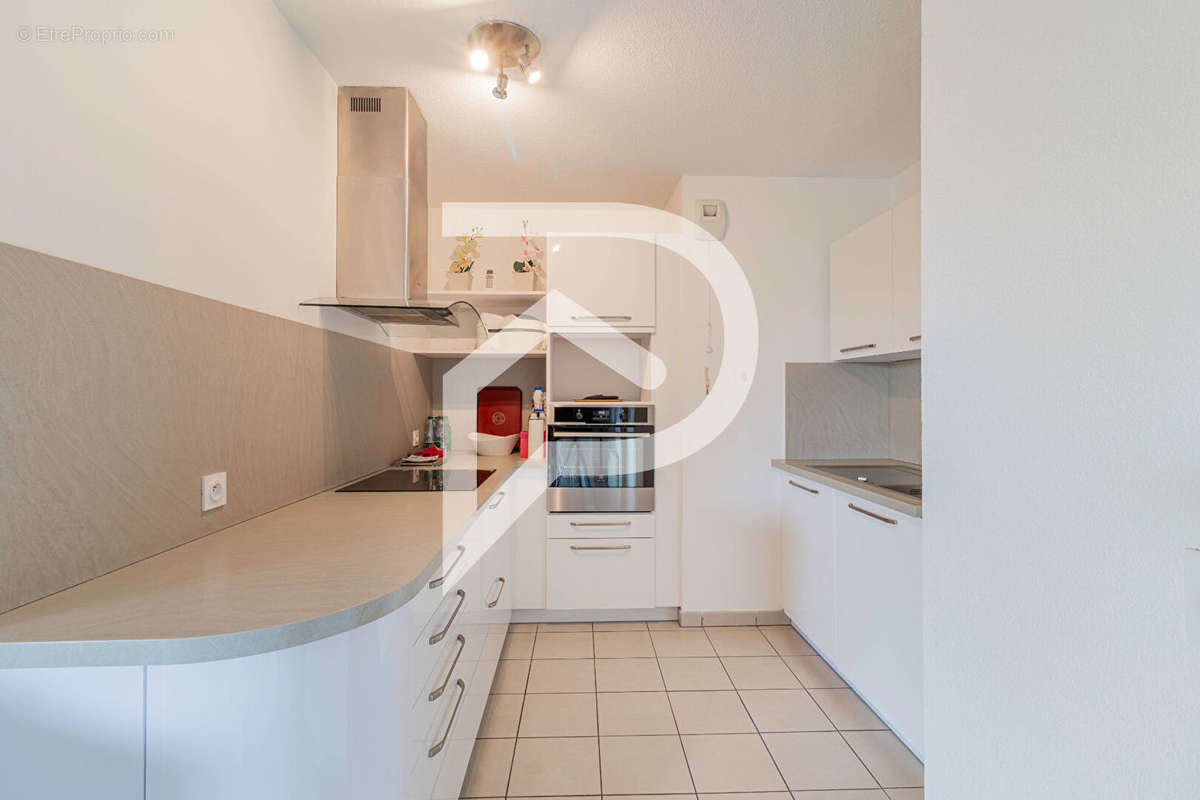 Appartement à MARSEILLE-13E