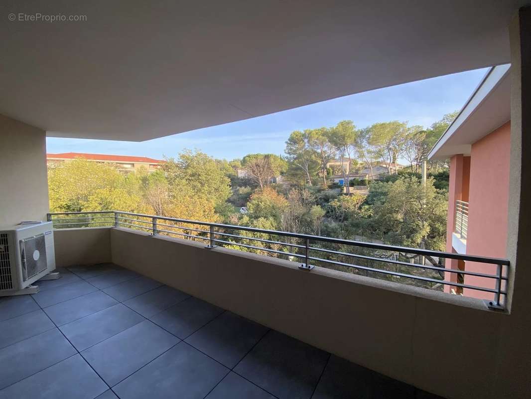 Appartement à FREJUS