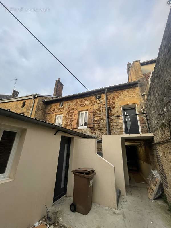 Appartement à CHARLEVILLE-MEZIERES