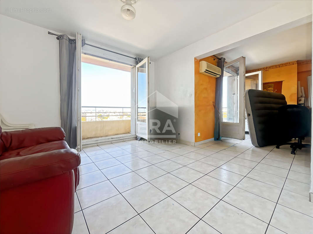 Appartement à MARSEILLE-14E