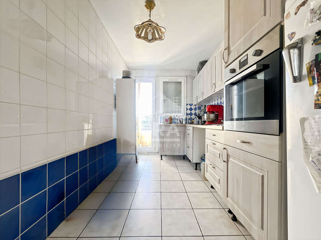 Appartement à MARSEILLE-14E