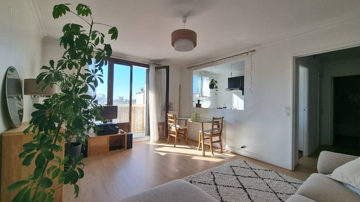 Appartement à MONTREUIL