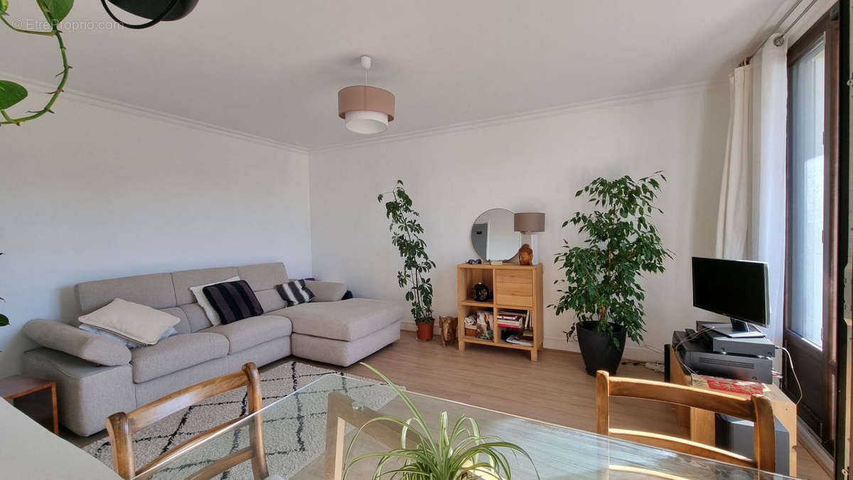 Appartement à MONTREUIL