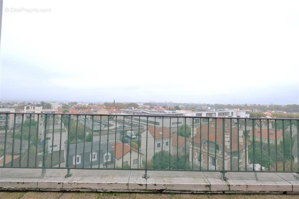 Appartement à SAINT-MAUR-DES-FOSSES