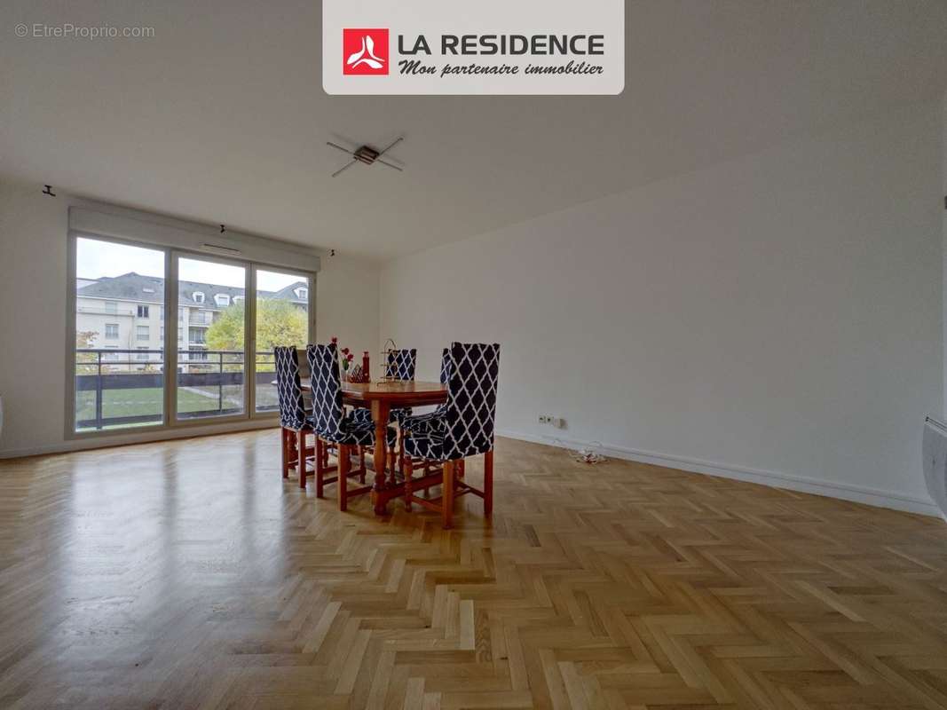 Appartement à CARRIERES-SOUS-POISSY