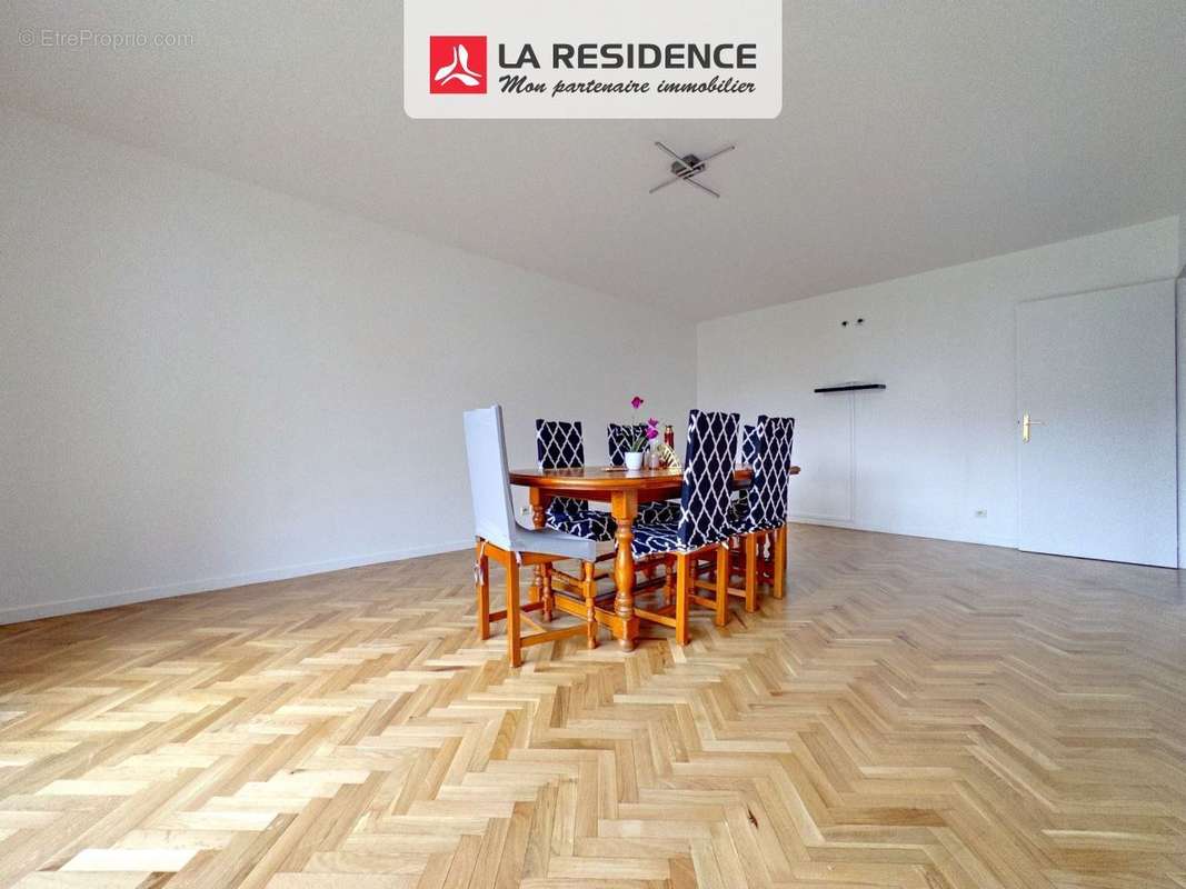 Appartement à CARRIERES-SOUS-POISSY