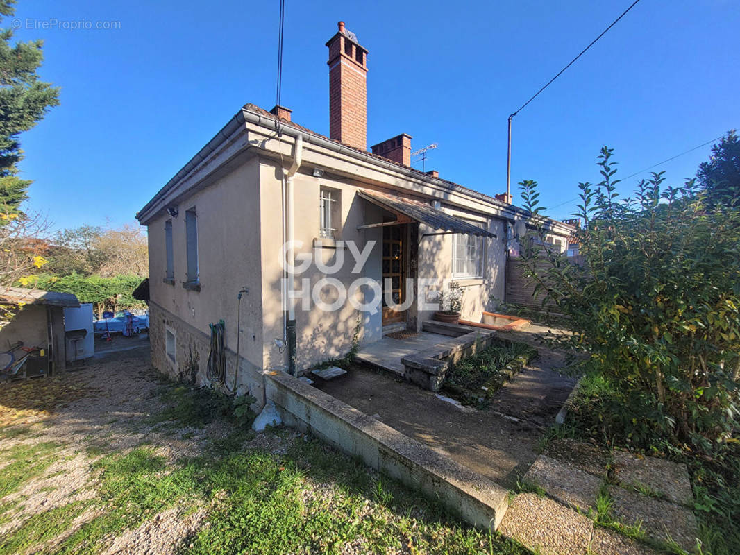 Maison à SAINT-BENOIT-DE-CARMAUX