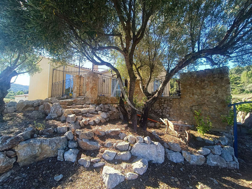 Maison à DURBAN-CORBIERES