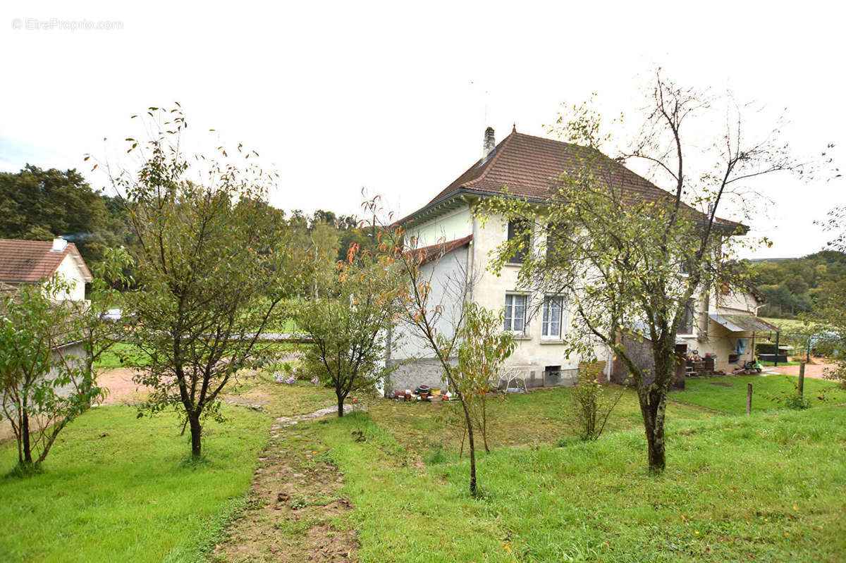 Maison à BERT