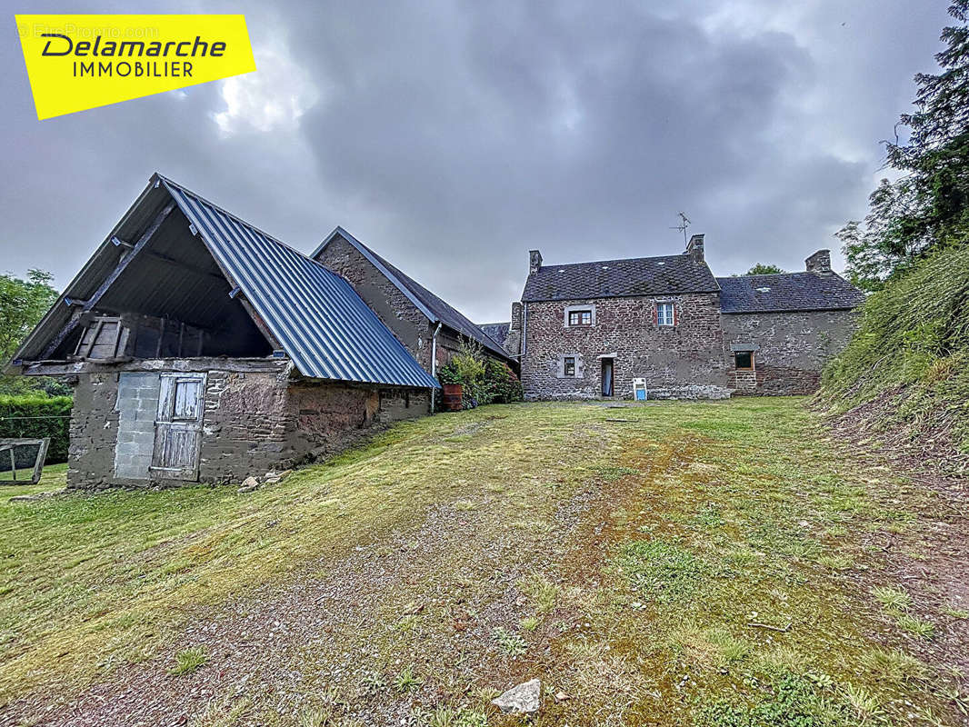 Maison à SAINT-PLANCHERS