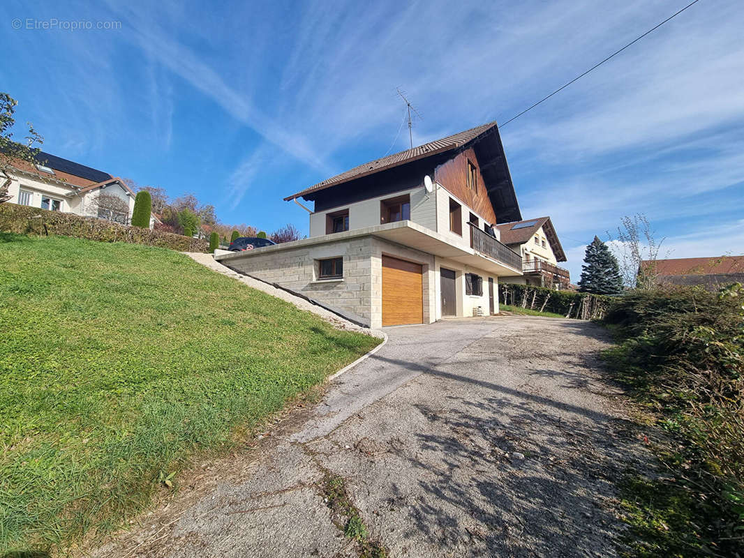 Maison à LES BRESEUX