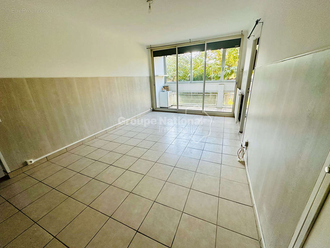 Appartement à MARSEILLE-15E