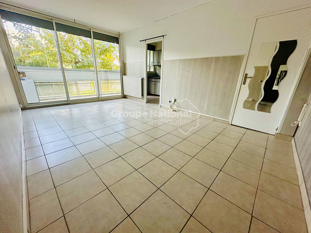 Appartement à MARSEILLE-15E