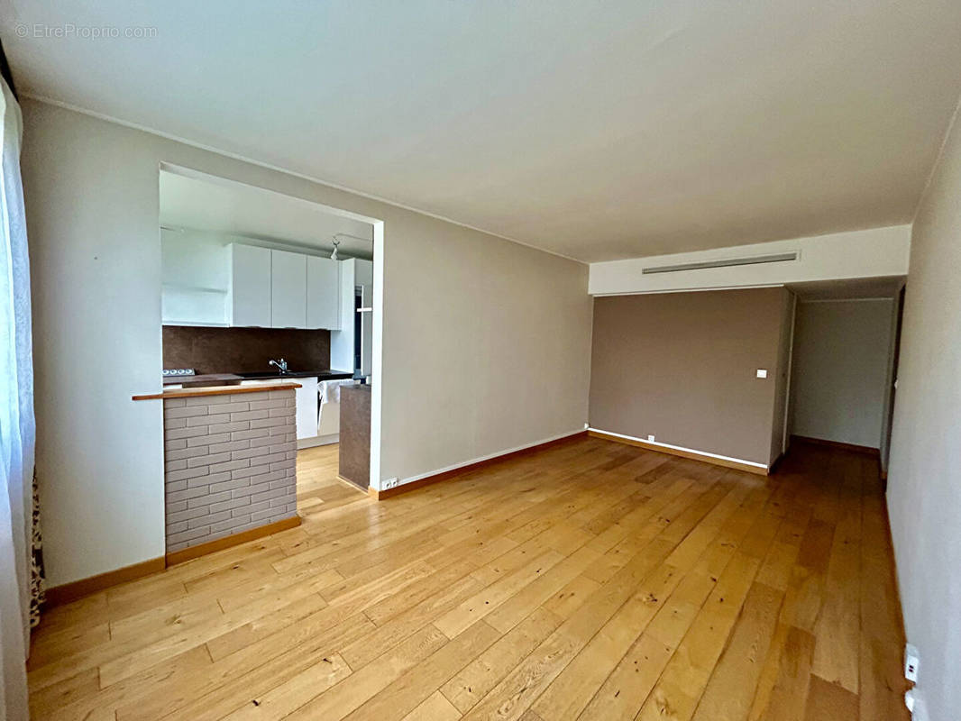 Appartement à MAISONS-ALFORT