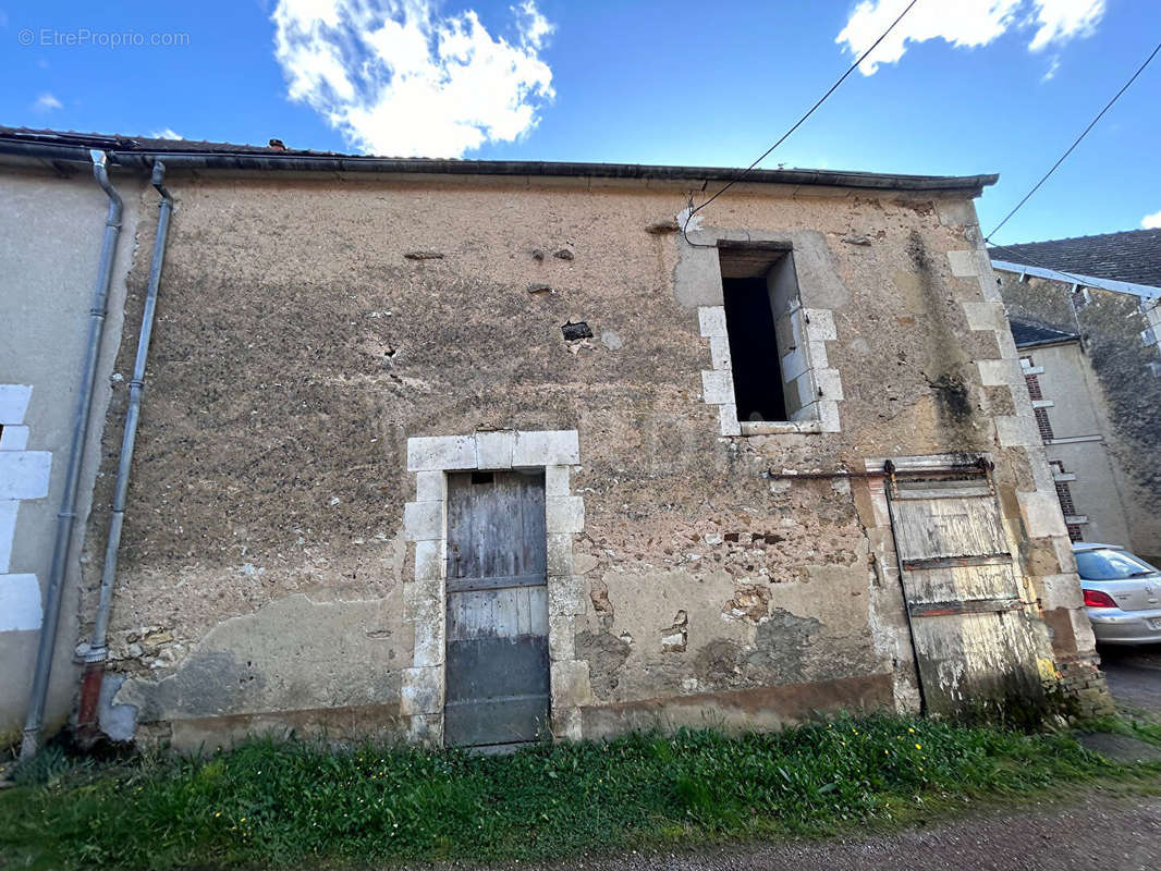 Appartement à LEUGNY