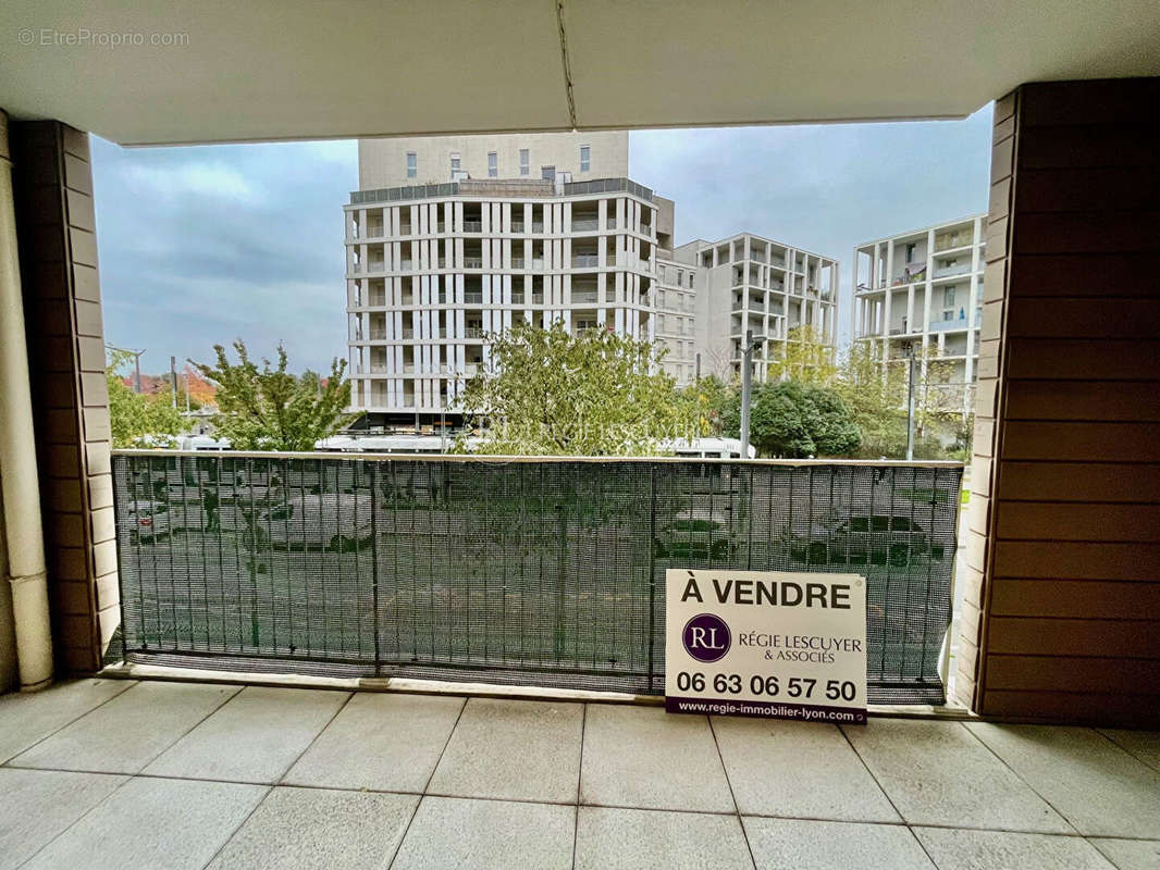 Appartement à LYON-8E