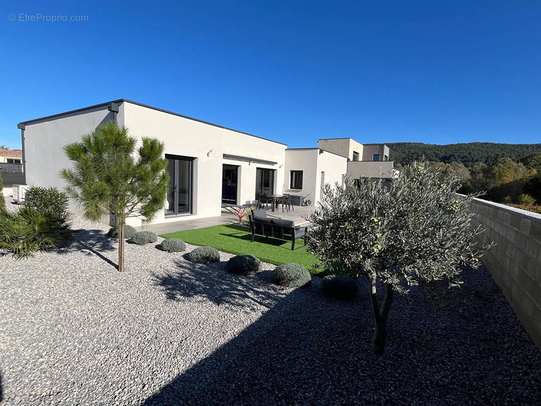 Maison à VAISON-LA-ROMAINE