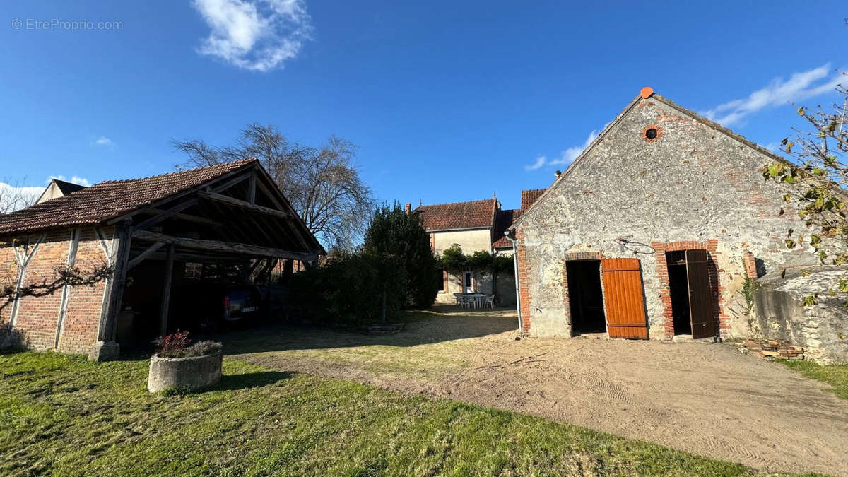 Maison à VILLEHERVIERS