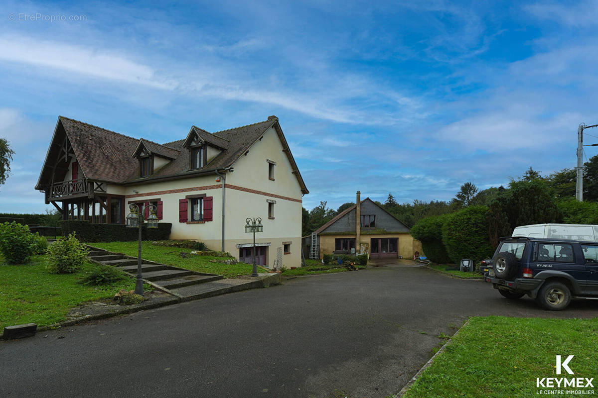 Maison à SAINT-OMER-EN-CHAUSSEE