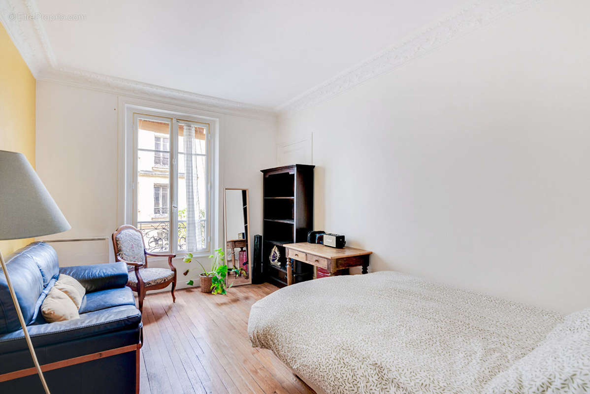 Appartement à PARIS-12E