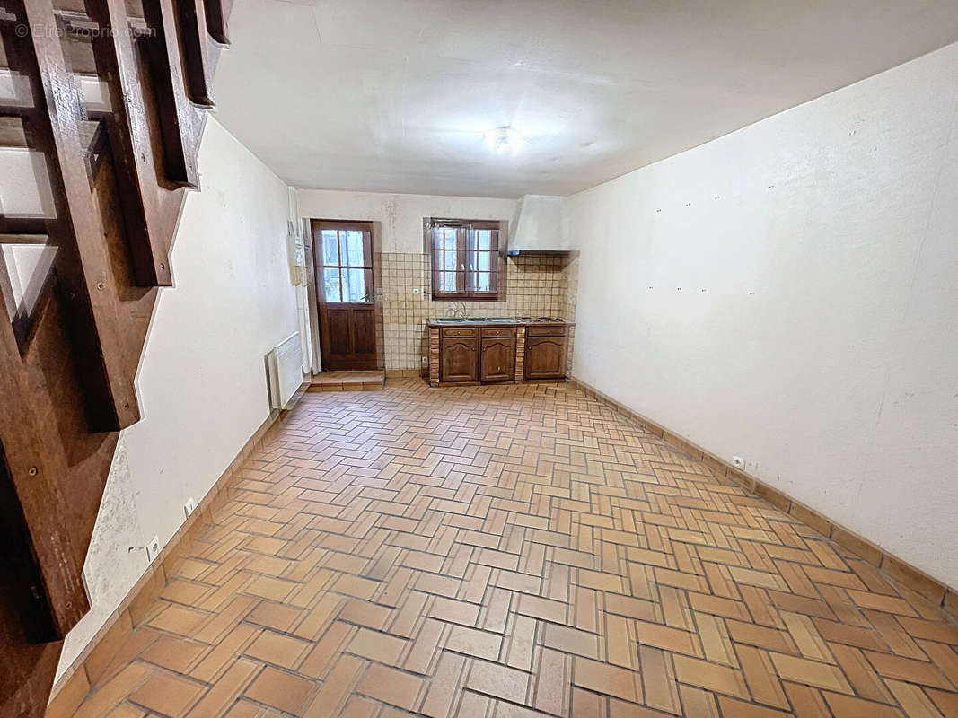 Appartement à CORBEIL-ESSONNES