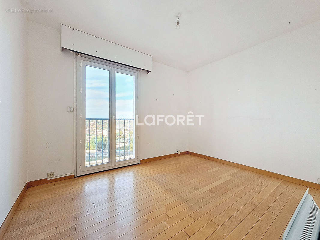 Appartement à MARSEILLE-12E