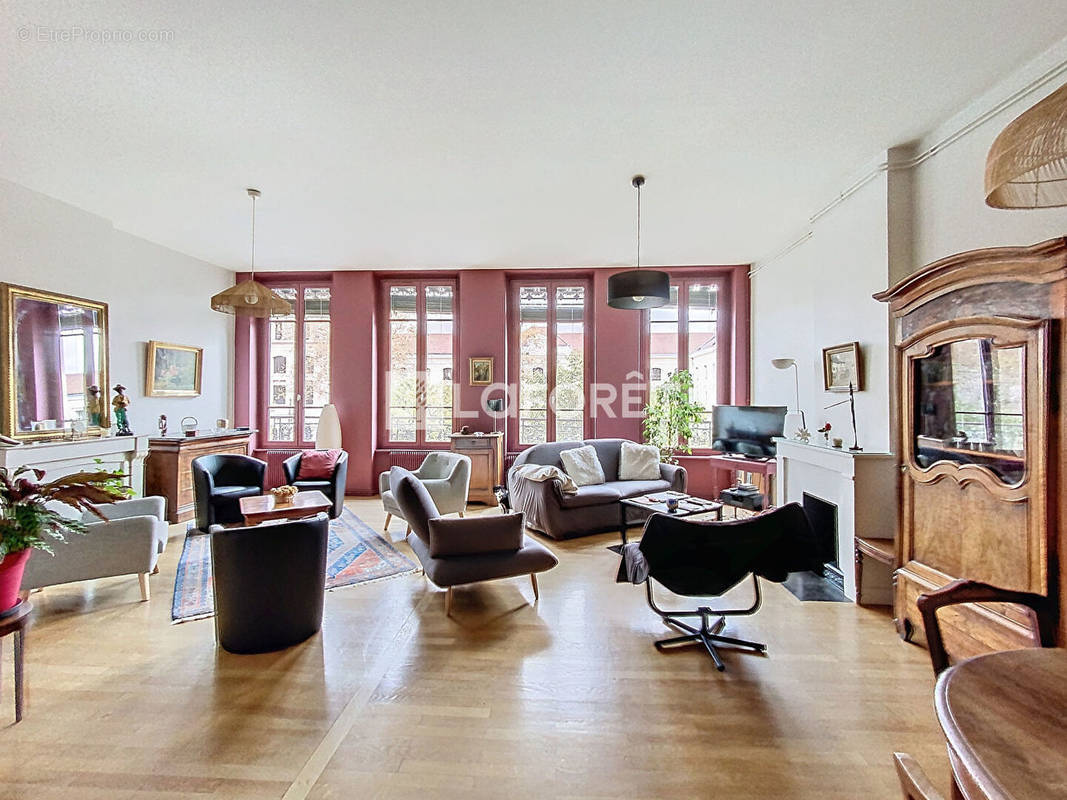 Appartement à LYON-4E