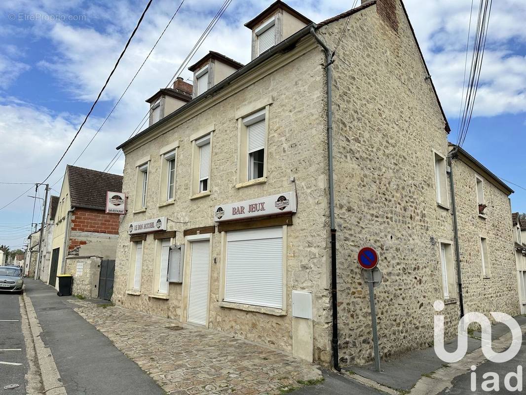 Photo 1 - Appartement à THIERS-SUR-THEVE