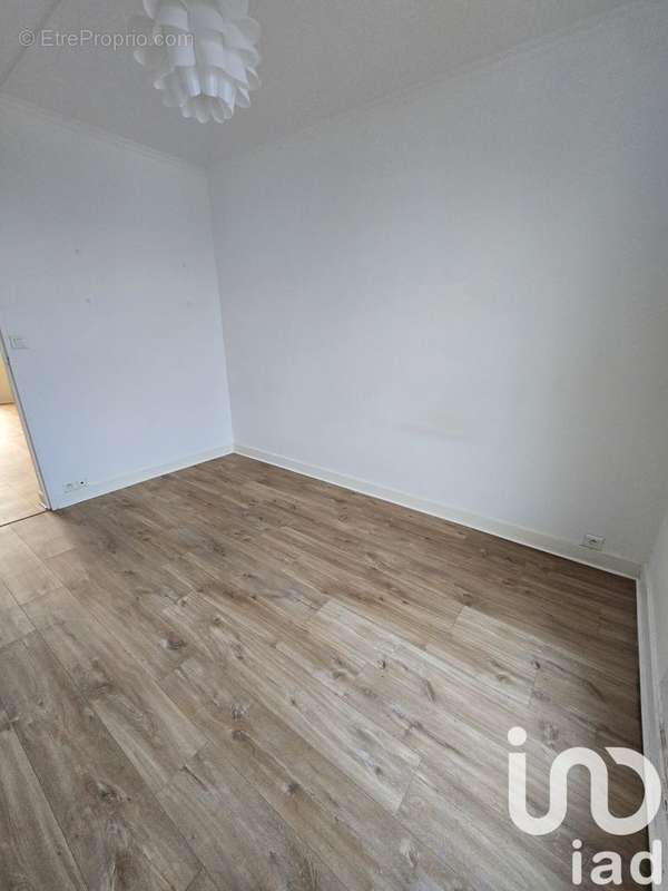 Photo 3 - Appartement à ETAMPES-SUR-MARNE