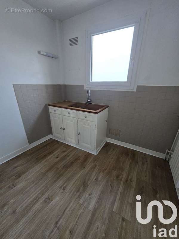 Photo 6 - Appartement à ETAMPES-SUR-MARNE