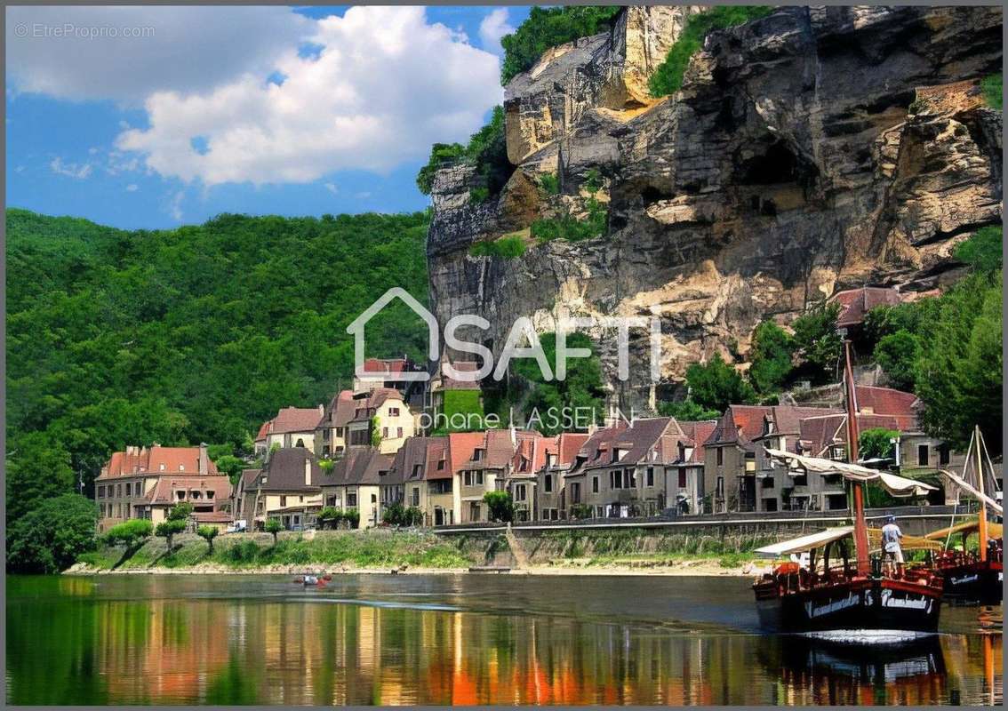 Photo 2 - Commerce à LA ROQUE-GAGEAC