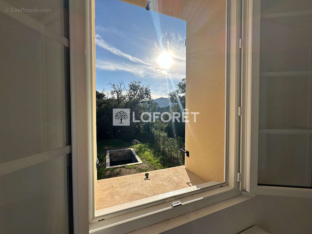 Appartement à MARSEILLE-9E