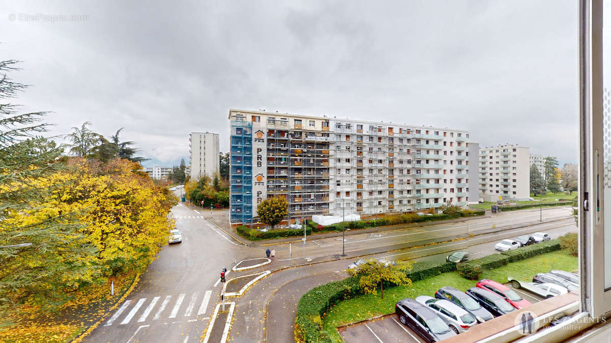 Appartement à SAINT-MARTIN-D&#039;HERES