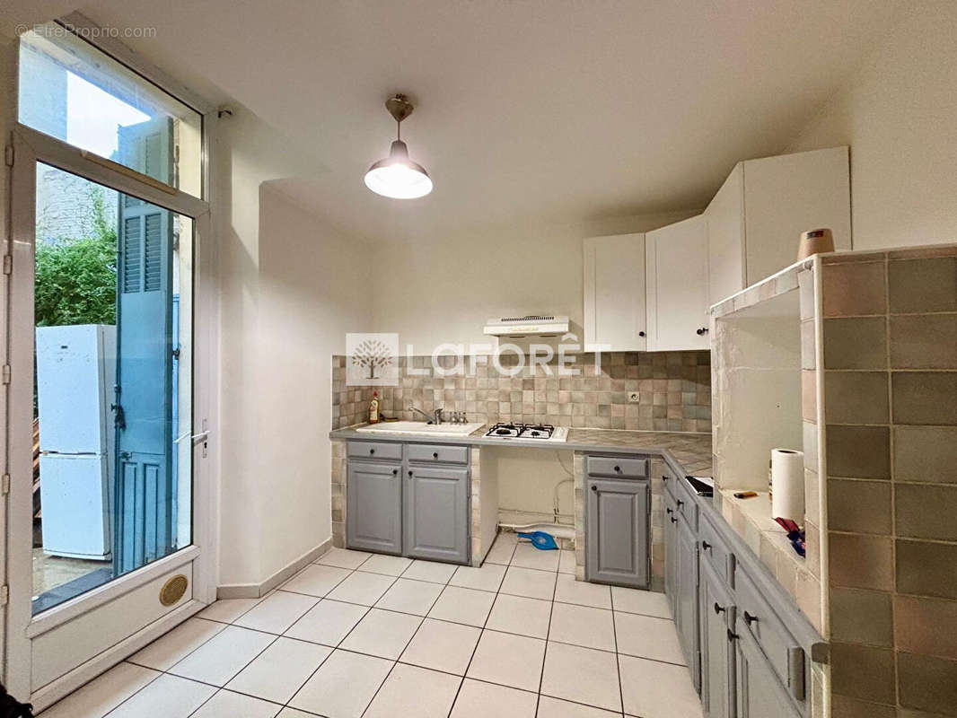 Appartement à MARSEILLE-15E