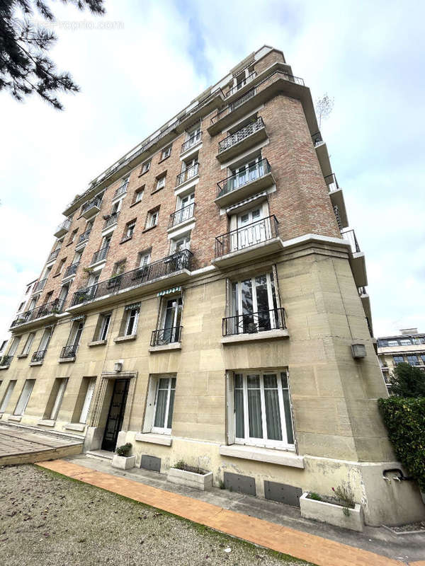 Appartement à BOIS-COLOMBES