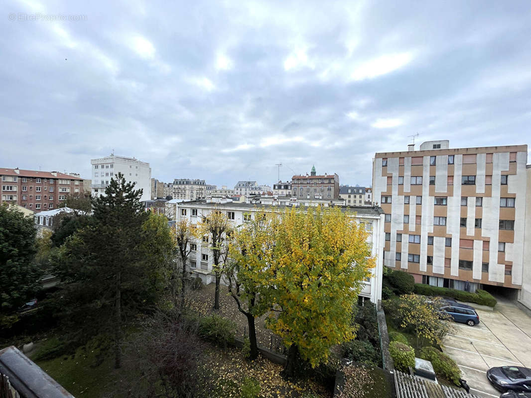 Appartement à BOIS-COLOMBES