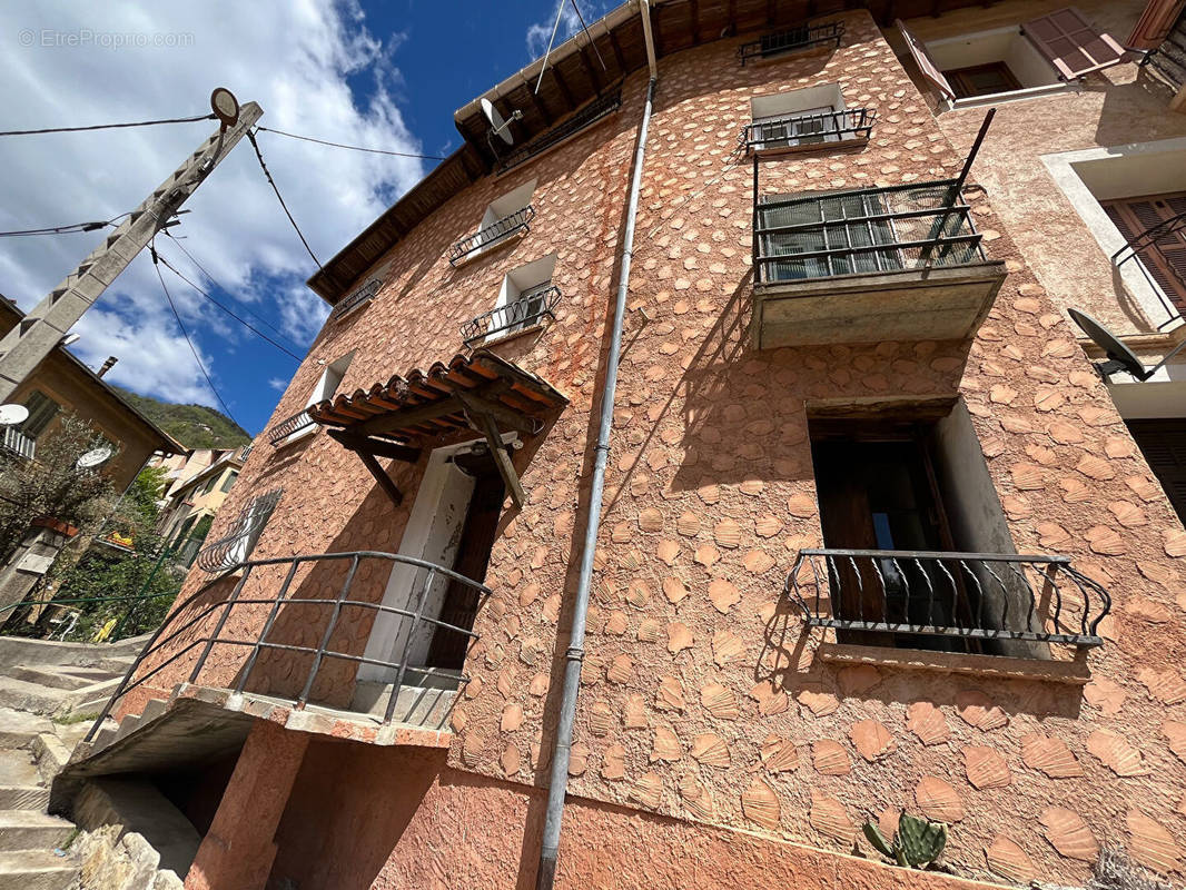 Maison à LANTOSQUE