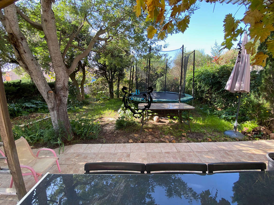 Maison à ROQUEBRUNE-SUR-ARGENS