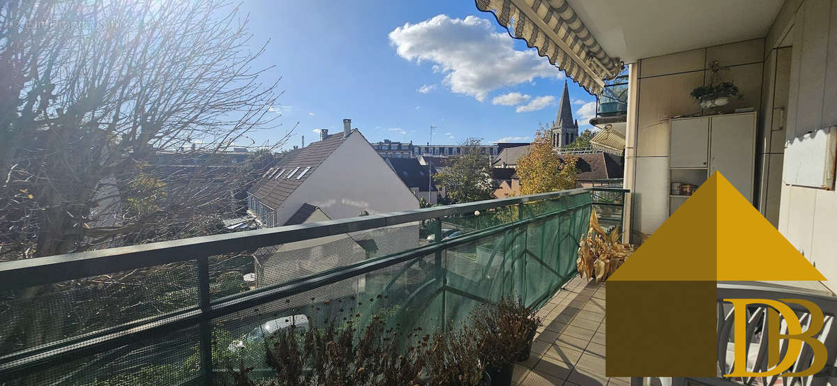 Appartement à MAISONS-ALFORT